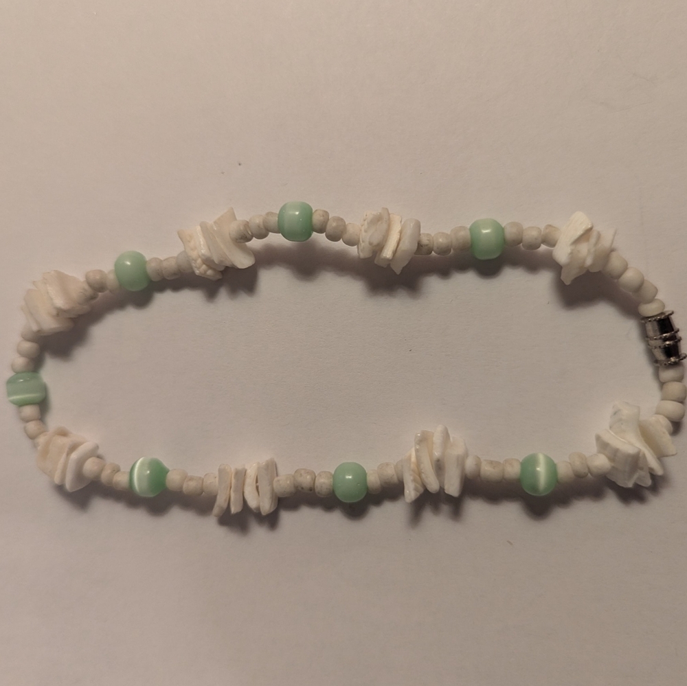Classic Vtg 1970s Cream & Green Boho 10" Puka Shell Anklet Surfer Beach Summer - Picture 10 of 11